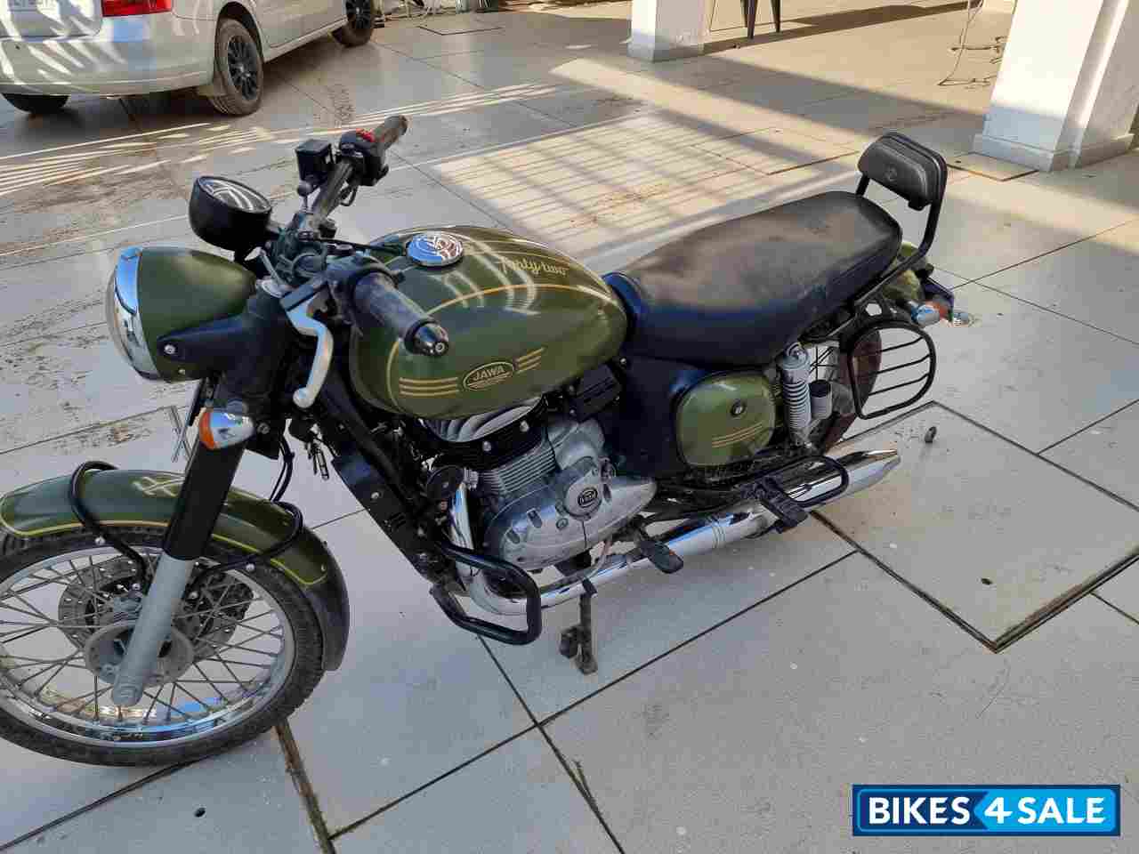 Jawa forty two Dual Channel ABS Galactic Green