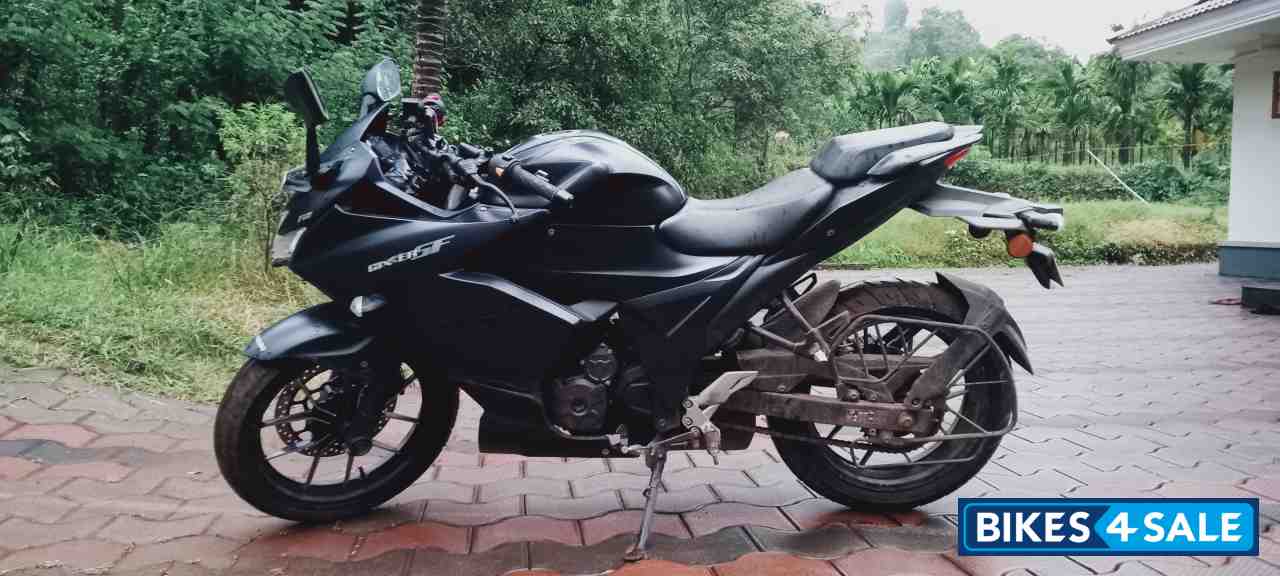 Suzuki Gixxer SF 250