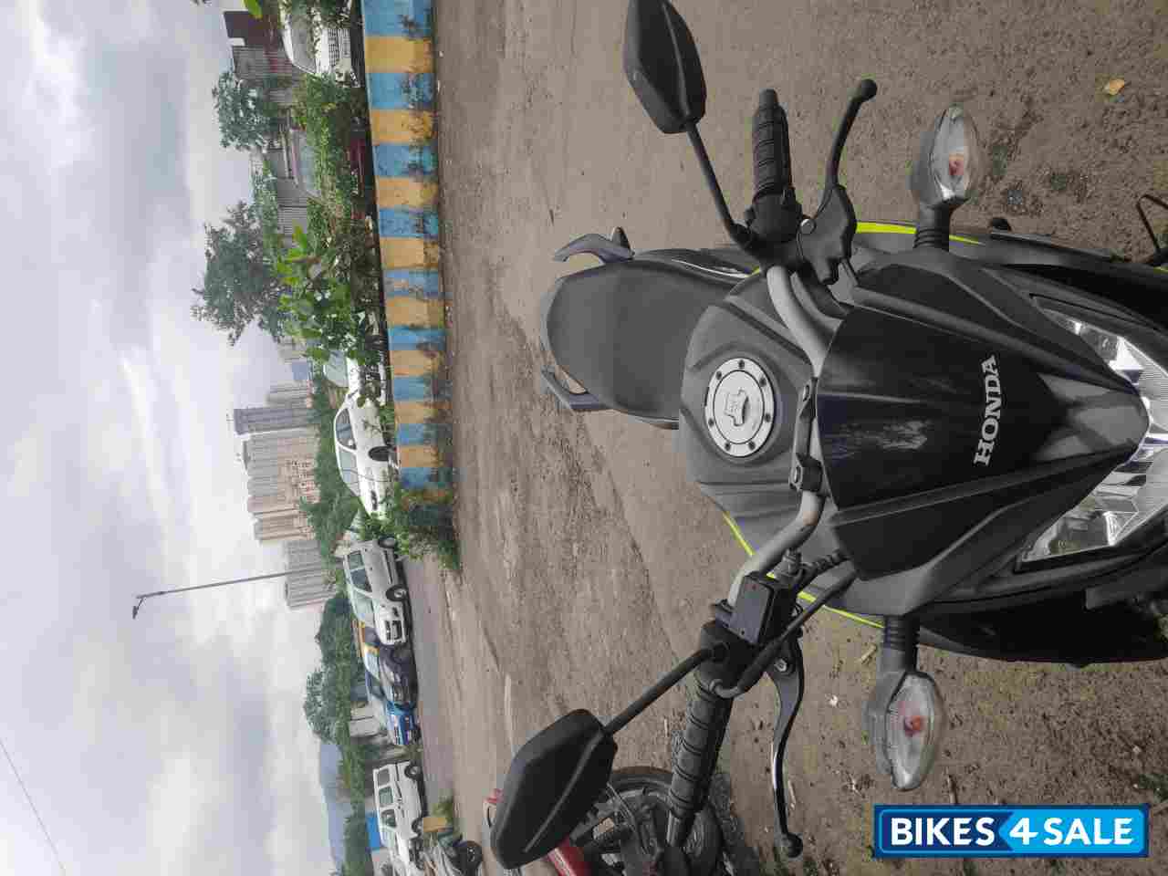 Honda CB Hornet 160R ABS Honda CB Hornet 160R ABS