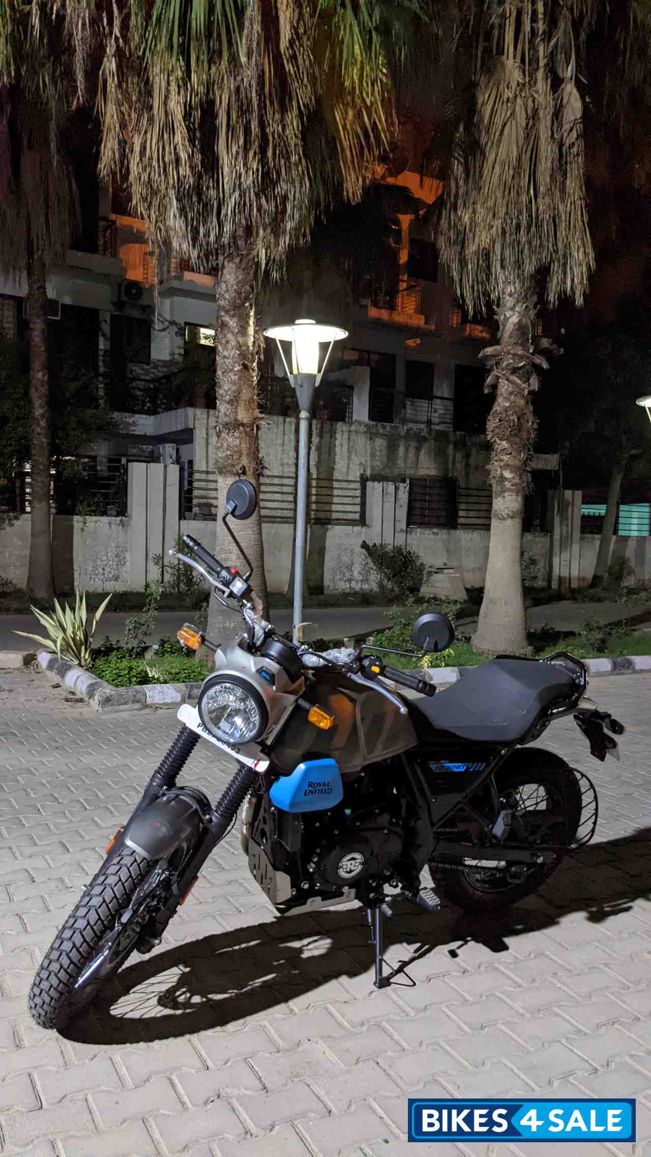 Royal Enfield Scram 411 Royal Enfield Scram 411