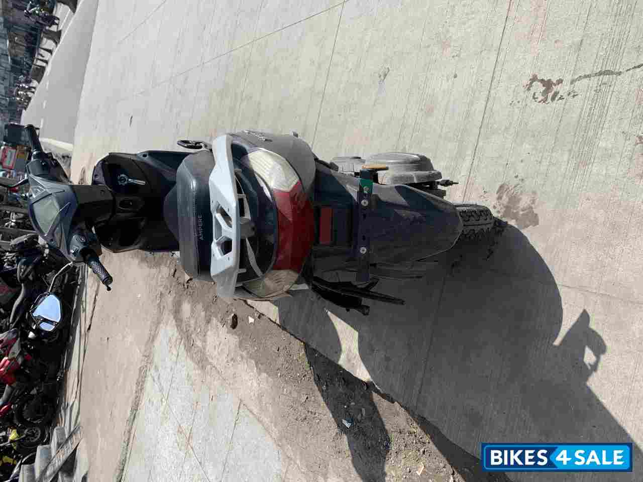 Grey Ampere Magnus Pro Grey Ampere Magnus Pro