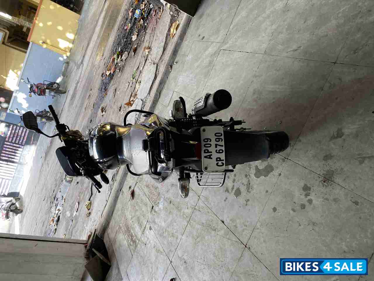 Black Bajaj Pulsar 150