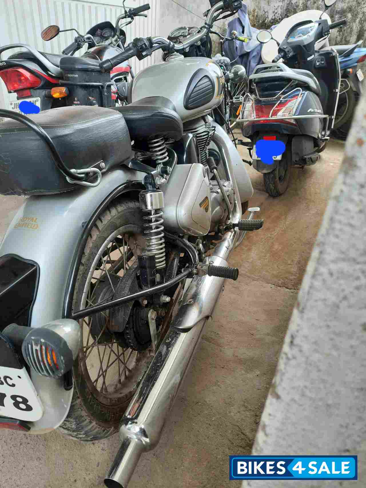 Silver Royal Enfield Classic 350