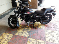 Bajaj Avenger Street 220