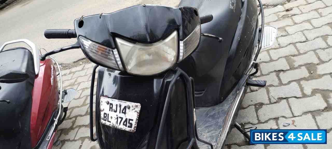 Black Honda Activa