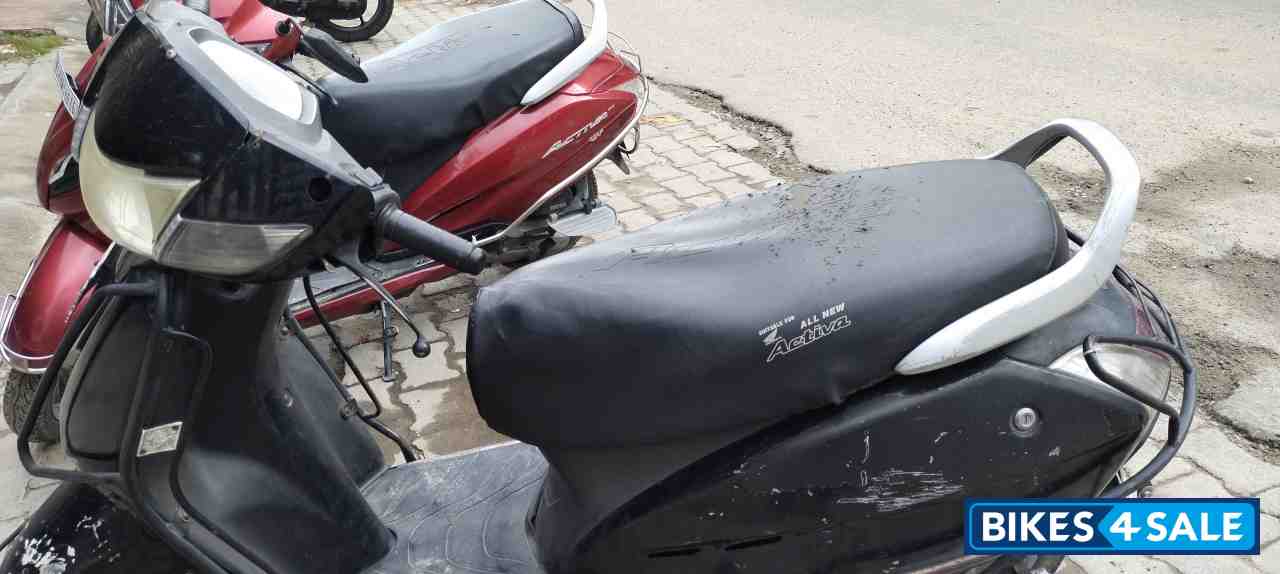Black Honda Activa