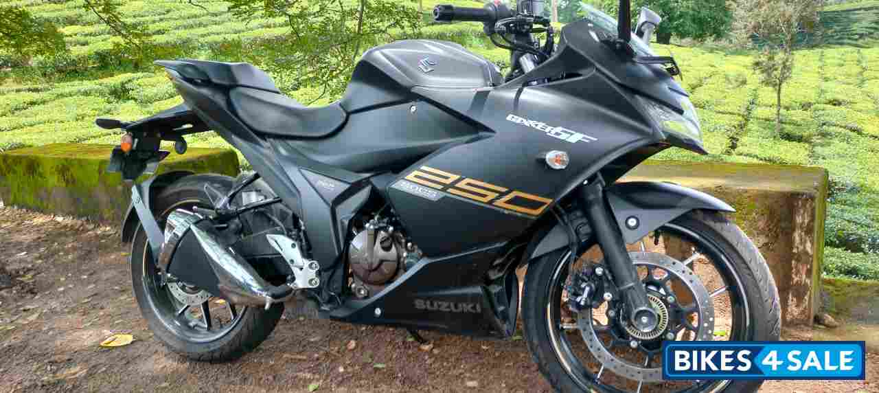 Suzuki Gixxer SF 250