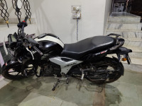 TVS Apache RTR 160 4V