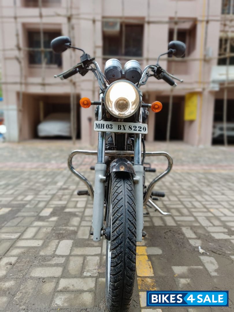 Black Royal Enfield Thunderbird 500