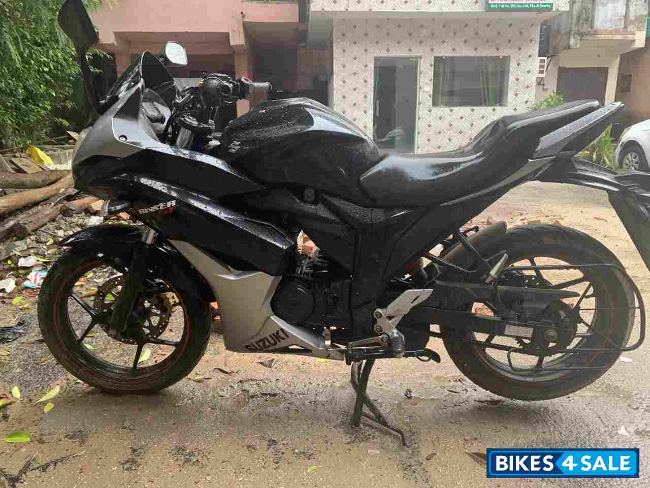 Suzuki Gixxer SF