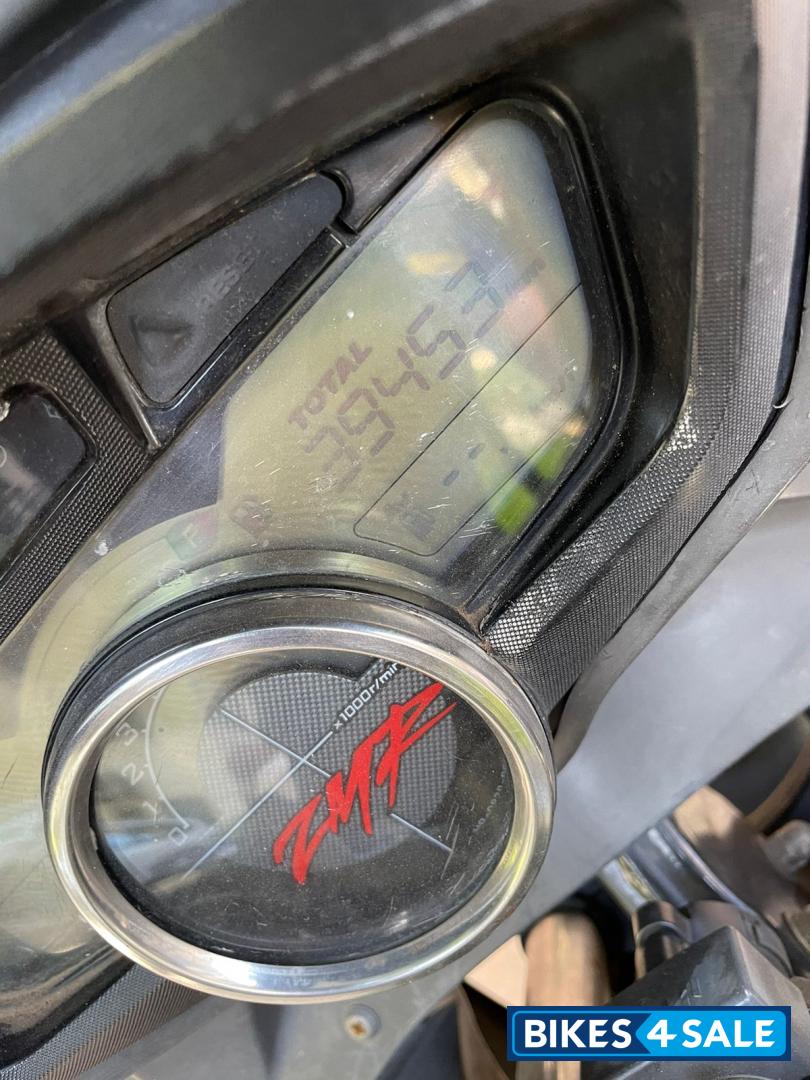 Black Hero Karizma ZMR