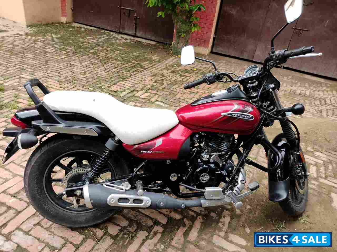 Bajaj Avenger Street 160 BS6
