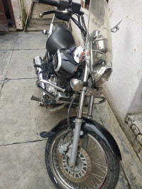 Bajaj Avenger Cruise 220