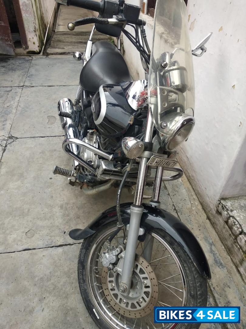 Bajaj Avenger Cruise 220