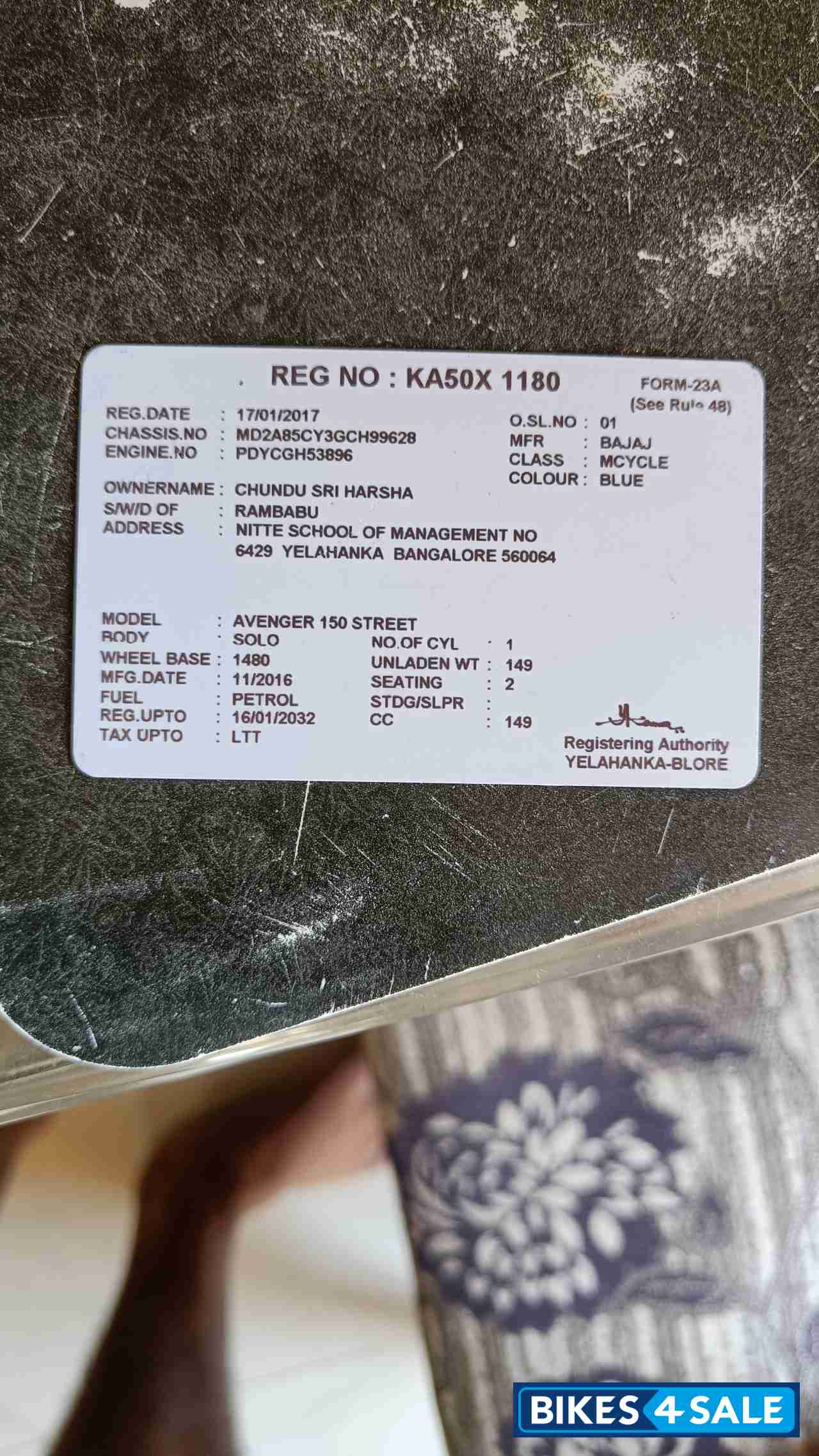 Blue Bajaj Avenger Street 150