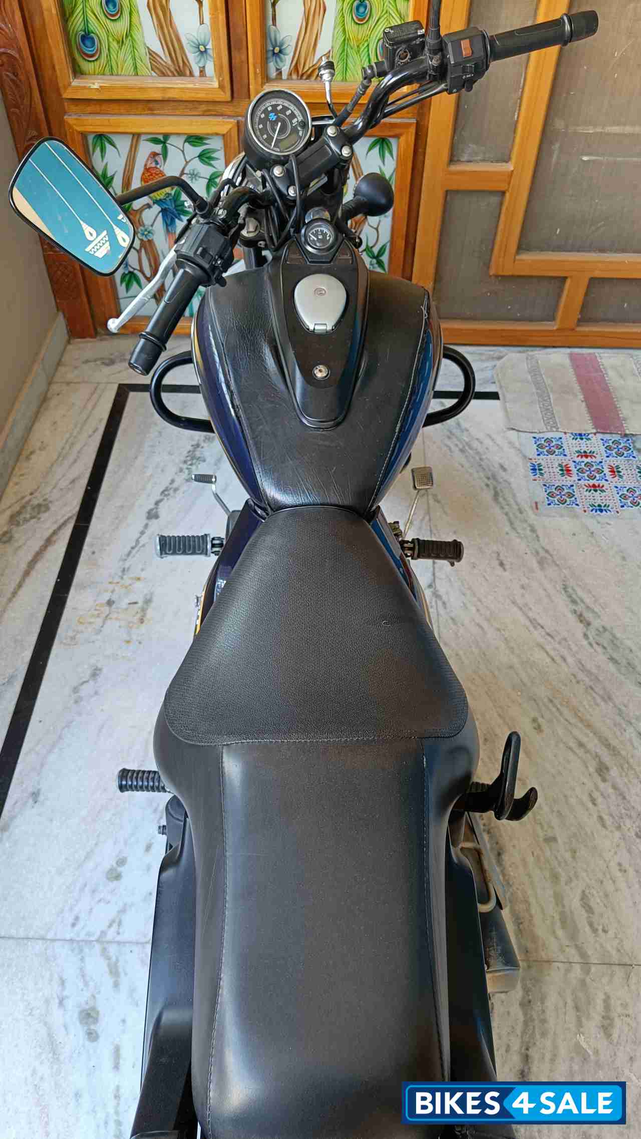 Blue Bajaj Avenger Street 150