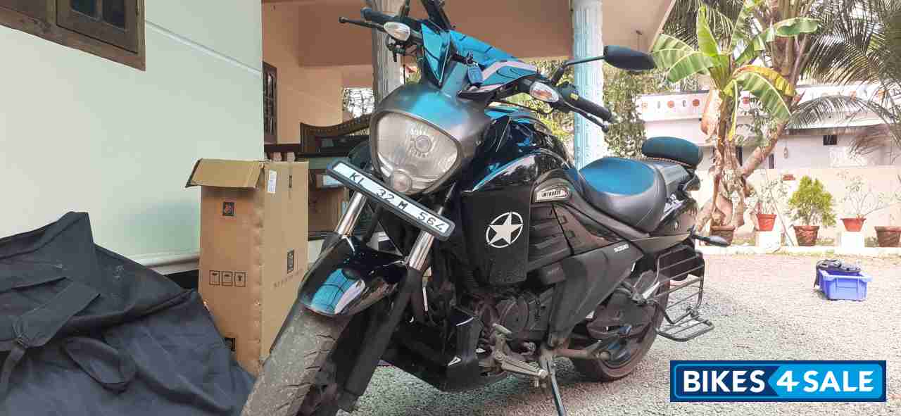 Suzuki Intruder 150 BS6