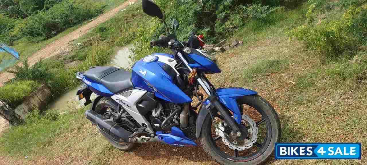 TVS Apache RTR 160 4V
