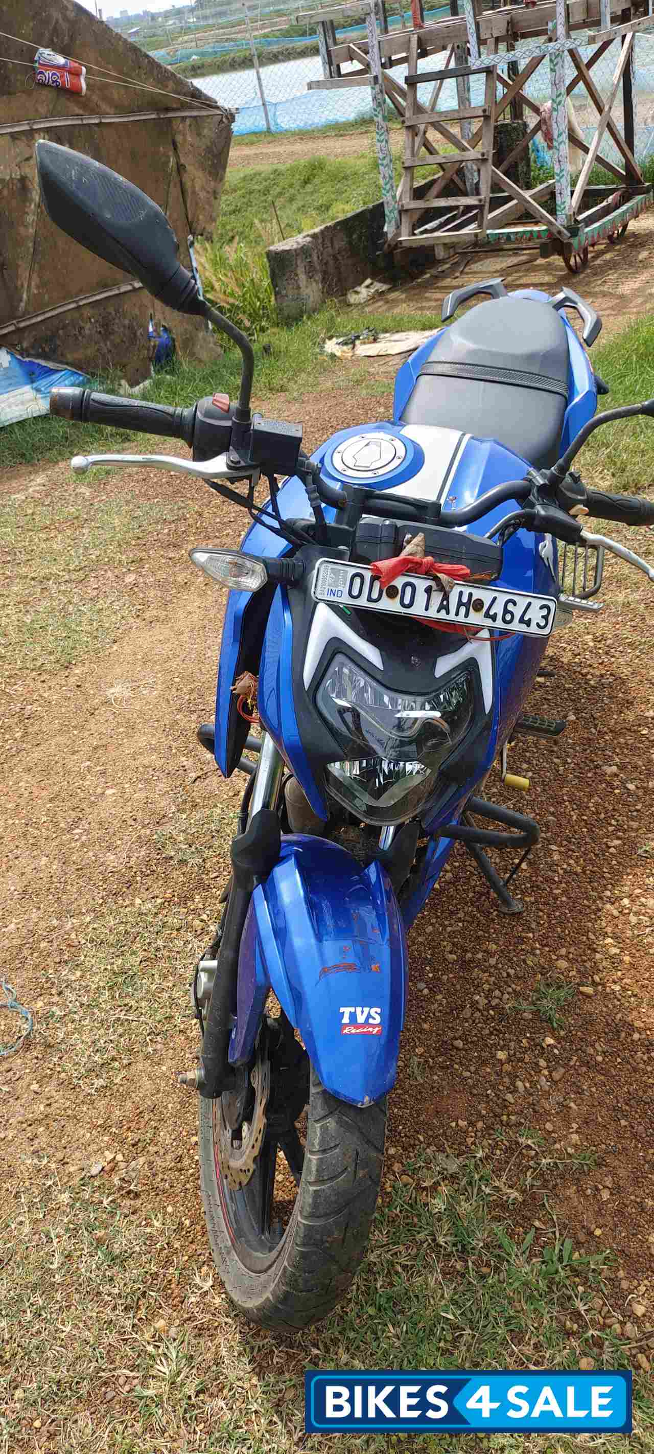 TVS Apache RTR 160 4V