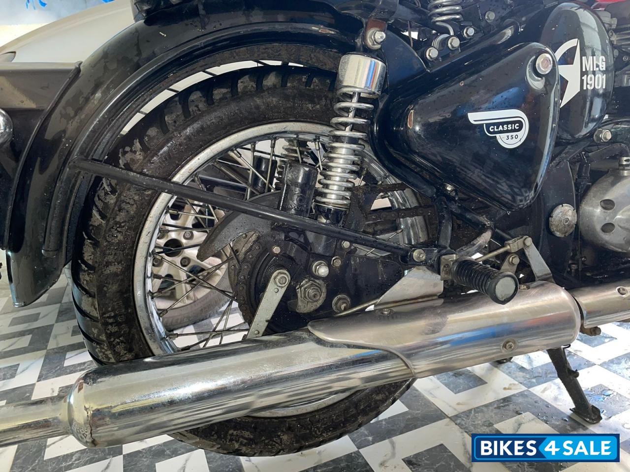 Royal Enfield Classic 350 Redditch Red Royal Enfield Classic 350 Redditch Red