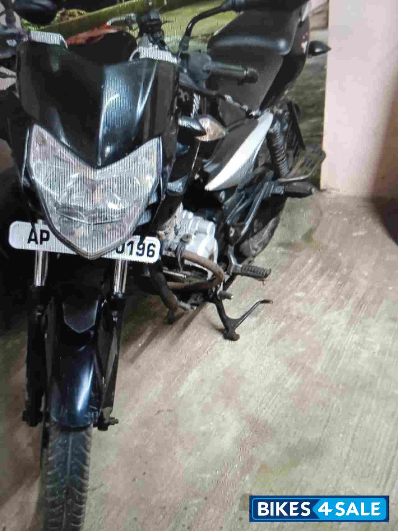 Bajaj Pulsar 135LS