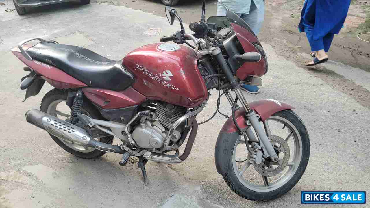 Red Bajaj Pulsar 150 DTSi