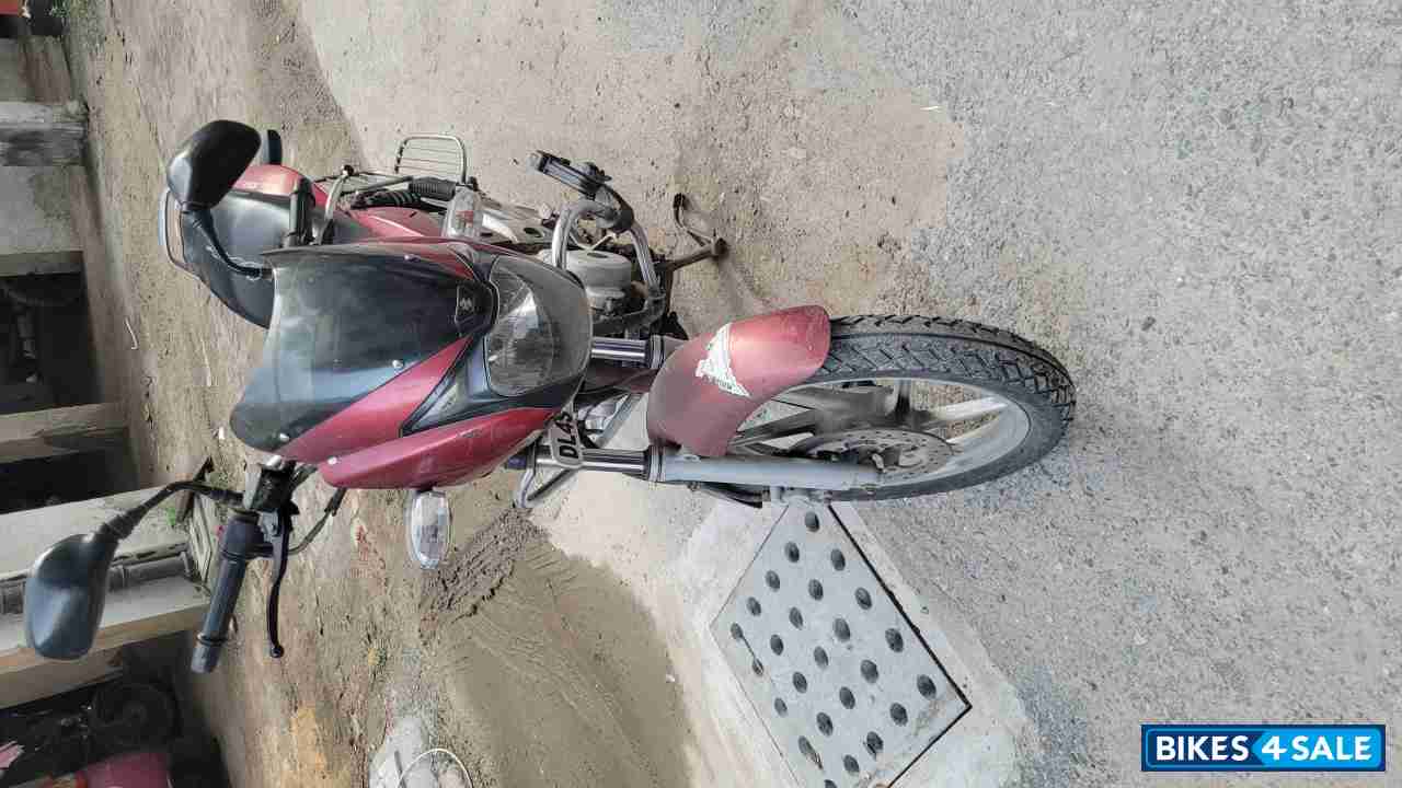 Red Bajaj Pulsar 150 DTSi Red Bajaj Pulsar 150 DTSi