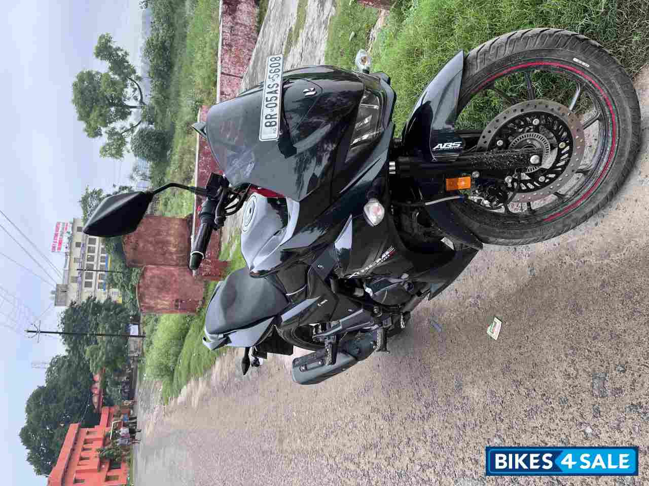 Hero Xtreme 200S BS6