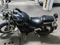 Marine Blue Royal Enfield Thunderbird 350