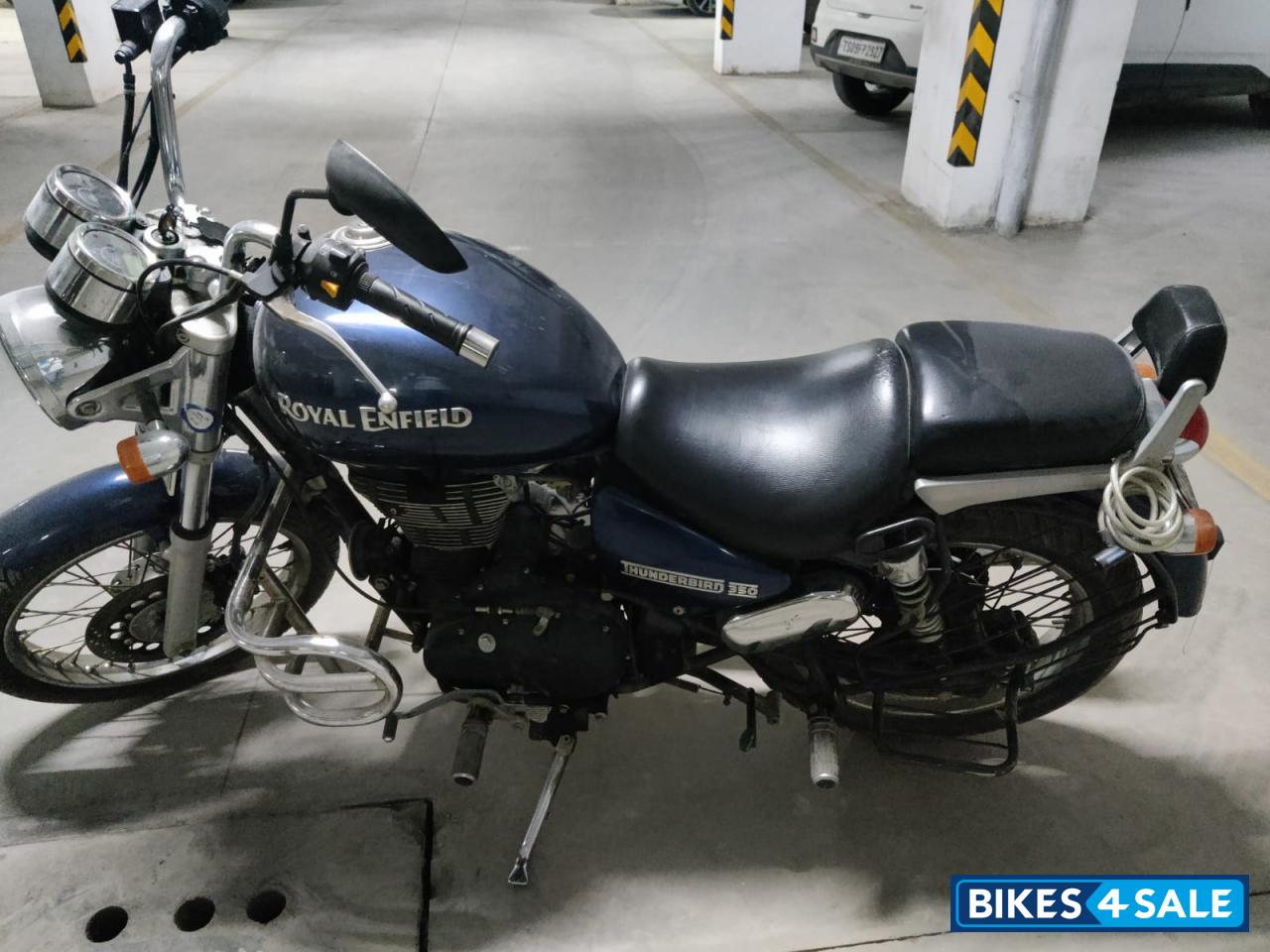 Marine Blue Royal Enfield Thunderbird 350