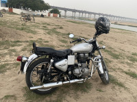 Silver Royal Enfield Bullet Electra Twinspark