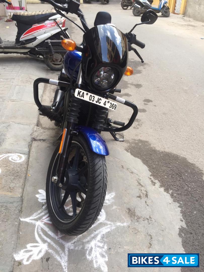 Blue Harley Davidson Street 750