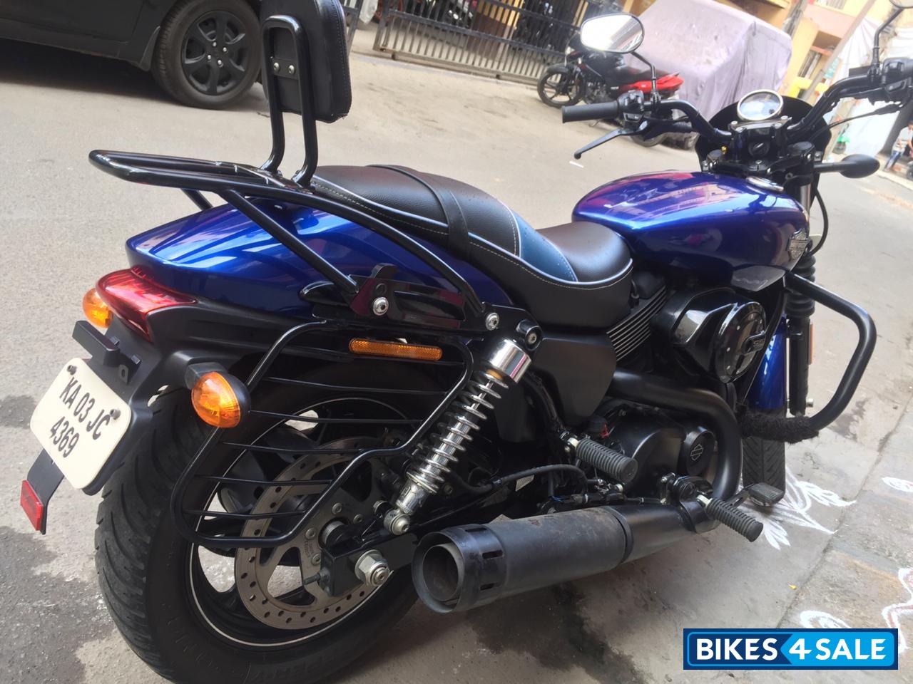 Blue Harley Davidson Street 750