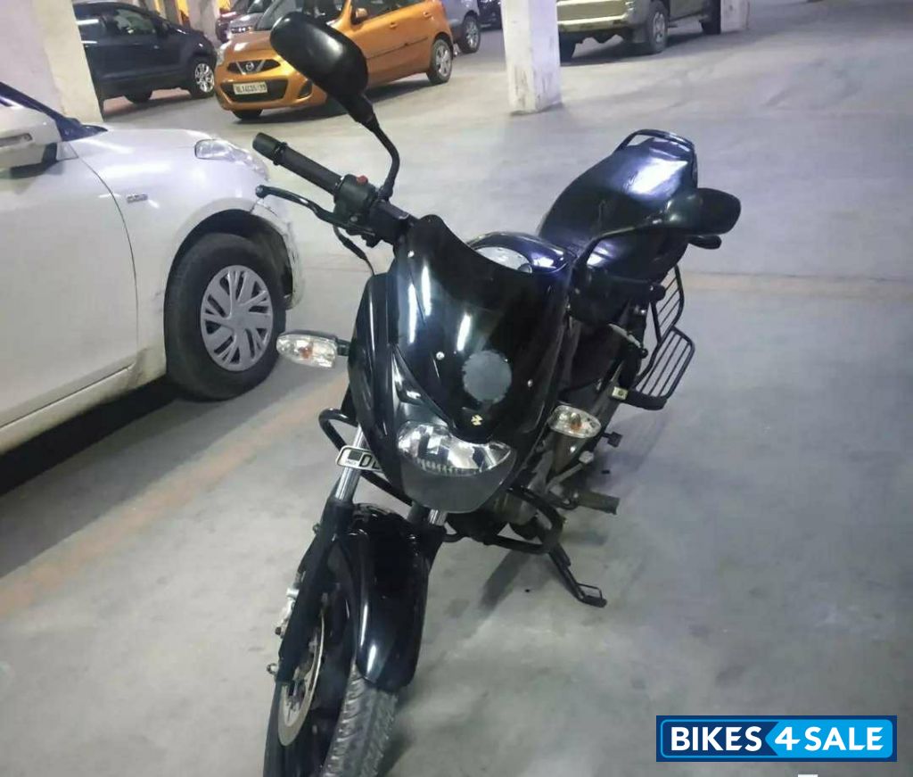 Black Bajaj Pulsar 150 DTSi