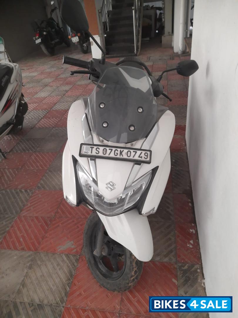 White Suzuki Burgman Street