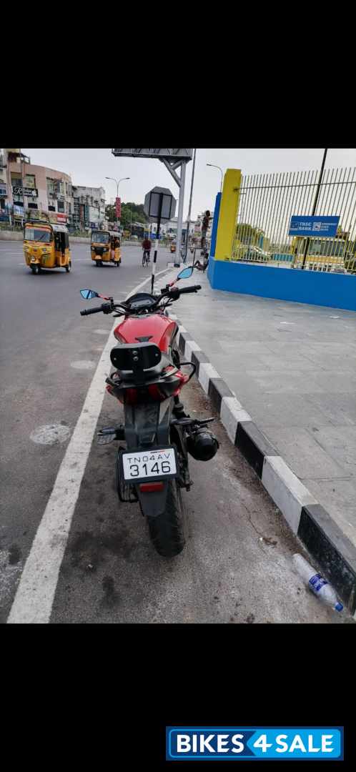 Red Bajaj Dominar 400 Disc Red Bajaj Dominar 400 Disc