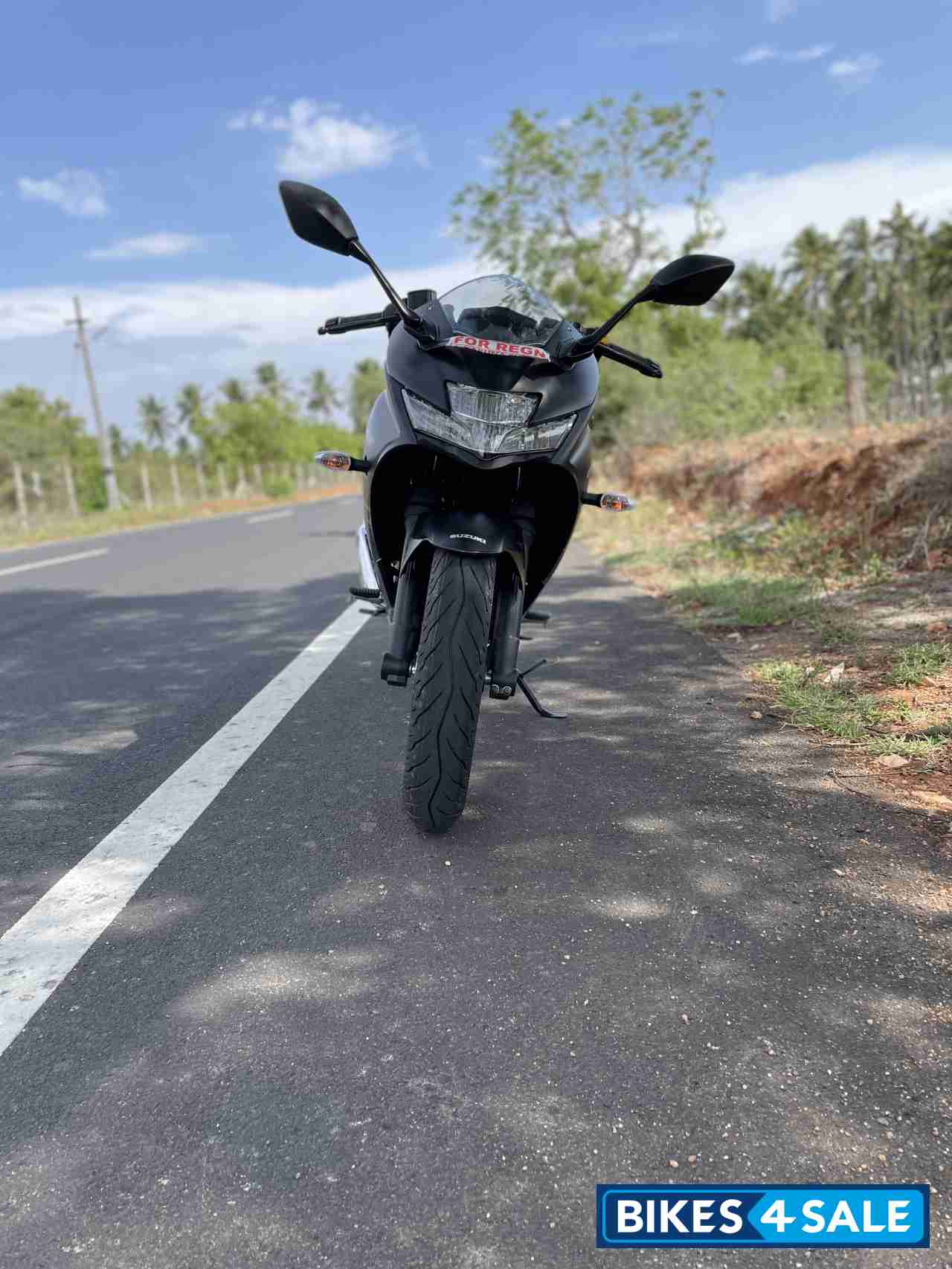Matte Black Suzuki Gixxer SF BS6