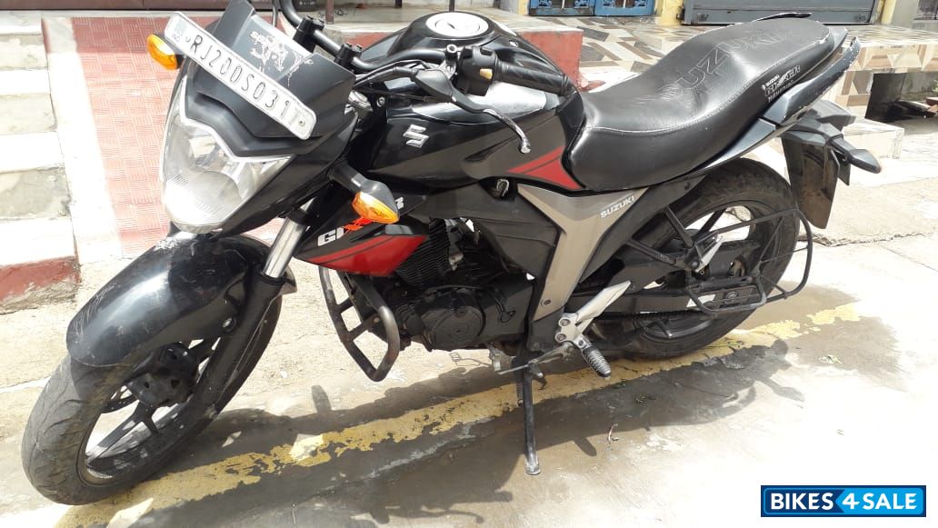 Suzuki Gixxer 150