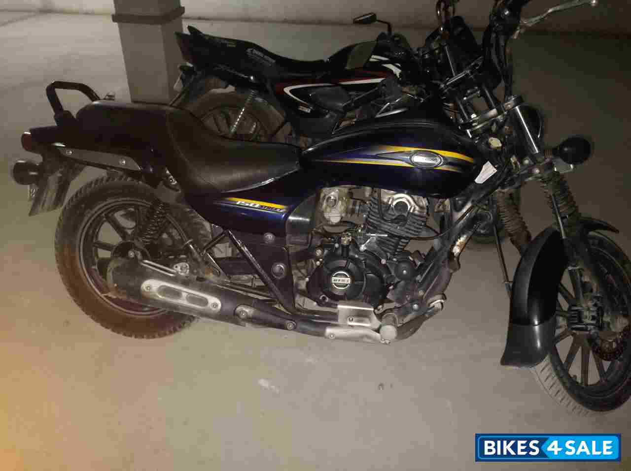 Bajaj Avenger Street 150