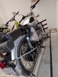 Royal Enfield Classic 350