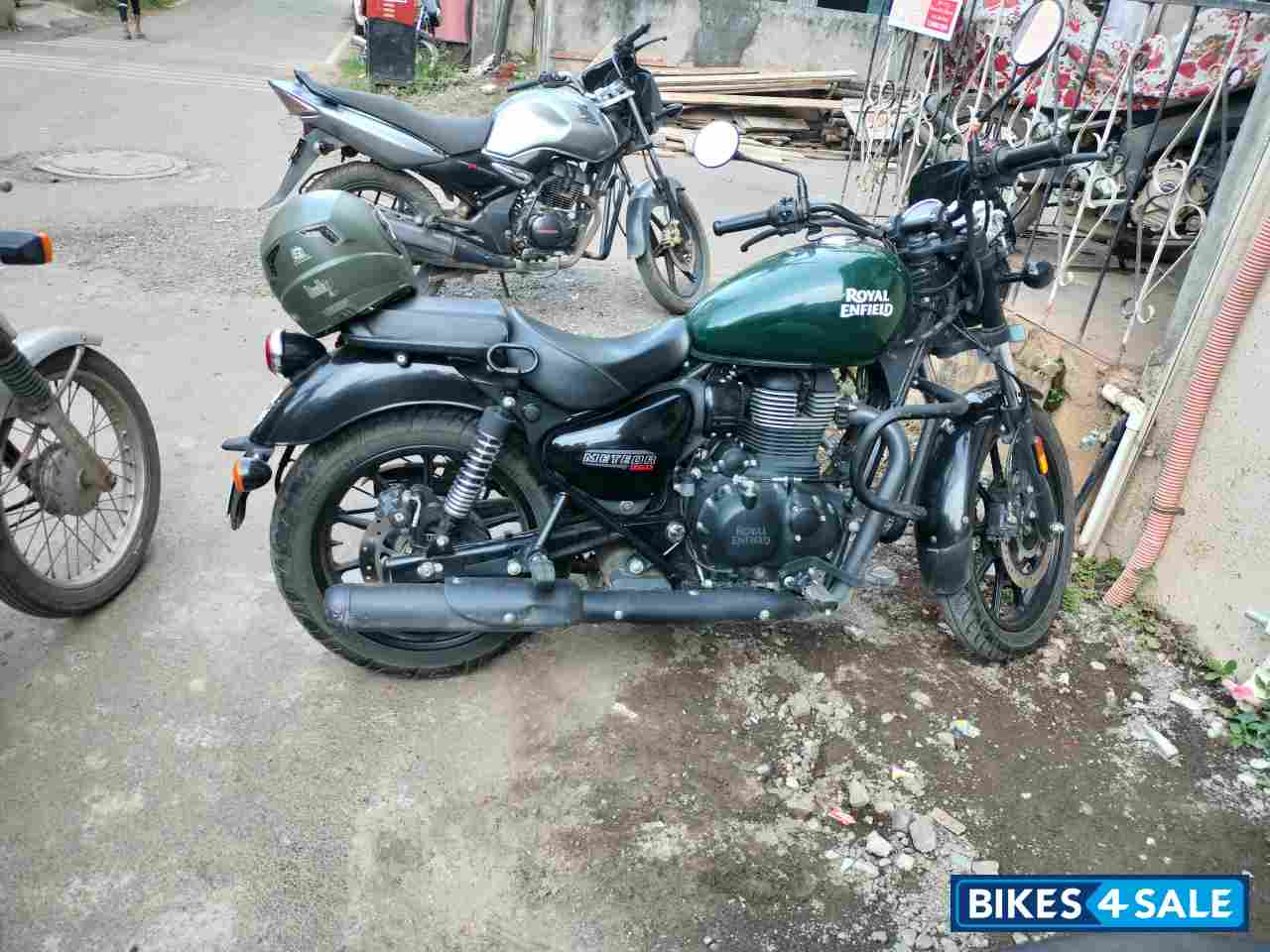Royal Enfield Meteor 350 Fireball