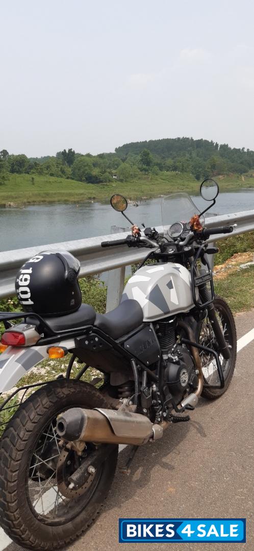 Royal Enfield Himalayan Sleet