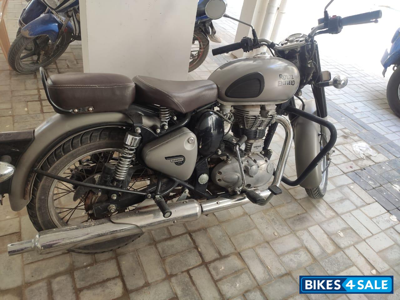 Royal Enfield Bullet Standard 350
