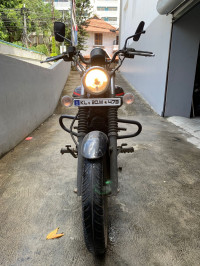 Black Bajaj Avenger Street 220