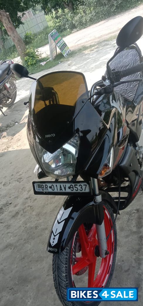 Black Hero Karizma R