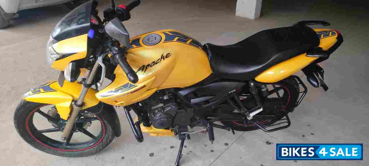 Yellow TVS Apache RTR 160 Yellow TVS Apache RTR 160