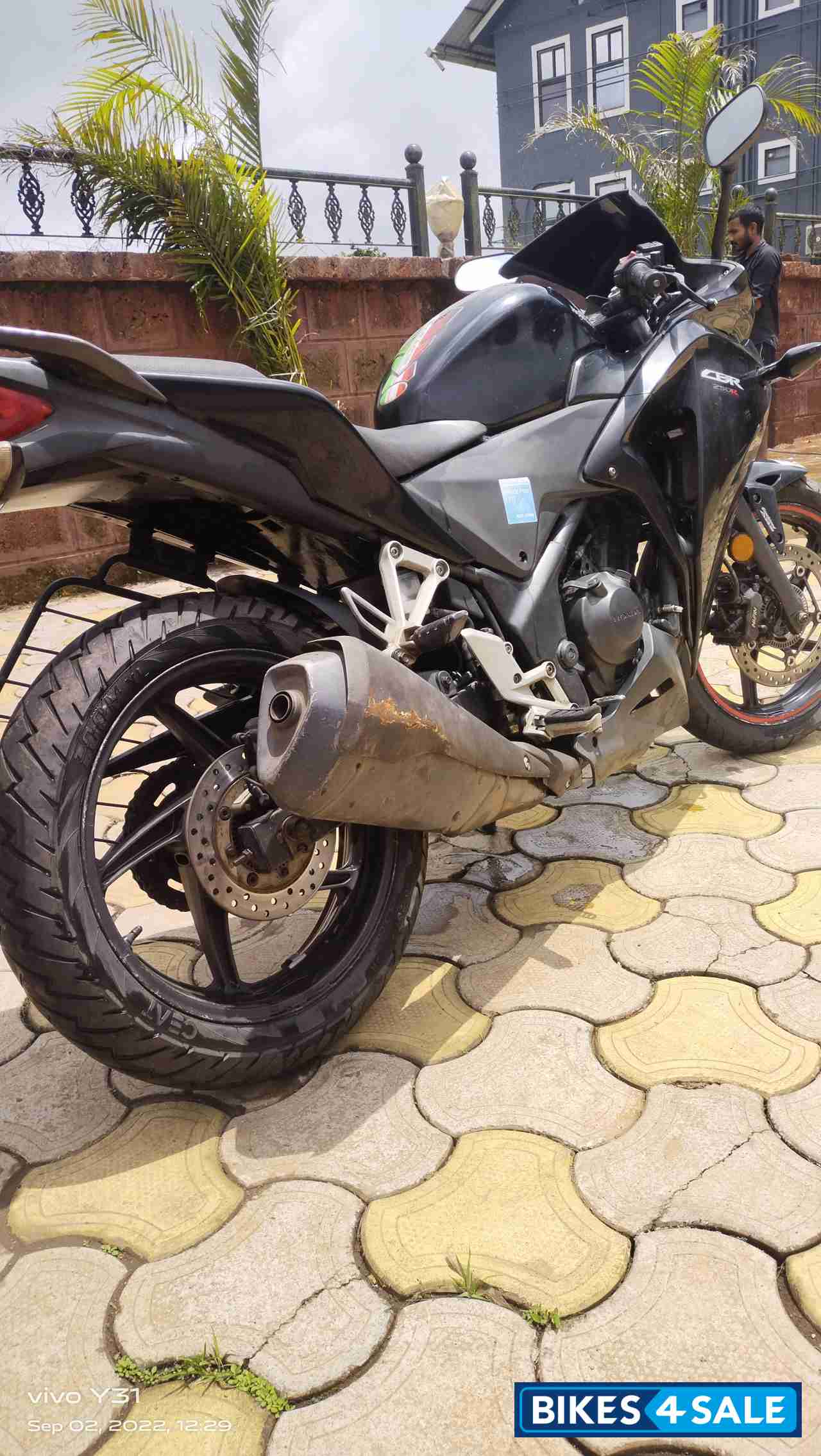 Black Honda CBR 250R ABS