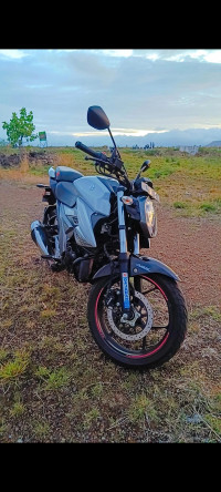 Grey Suzuki Gixxer BS6
