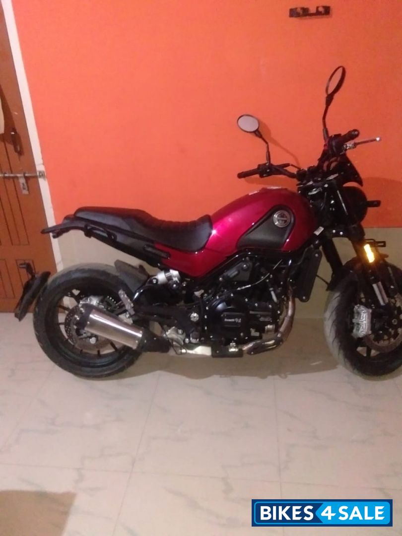 Benelli Leoncino 500 BS6