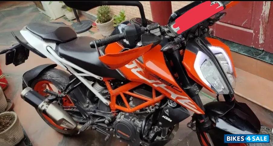 KTM Duke 390